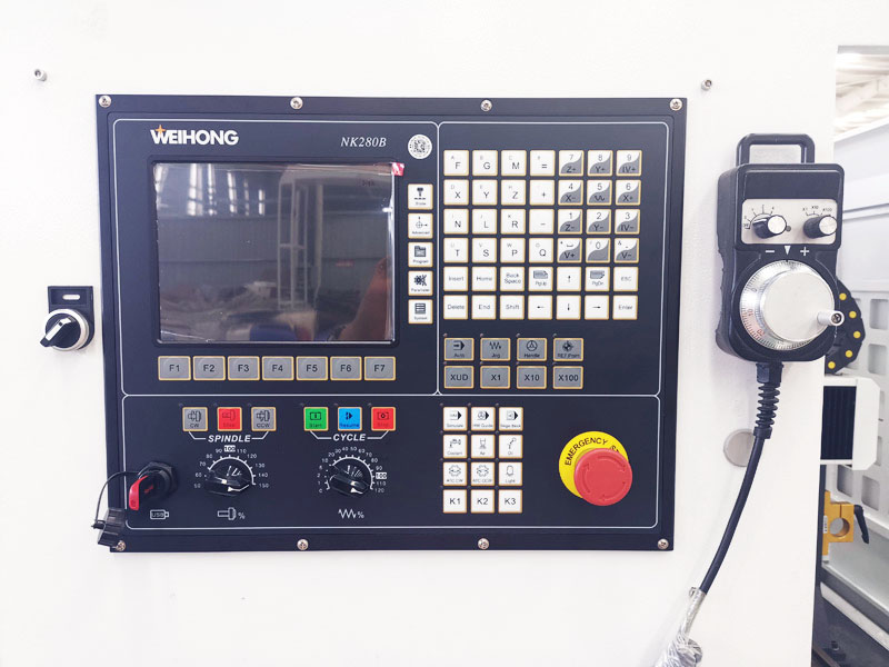 數(shù)控自動(dòng)換刀成型機(jī)