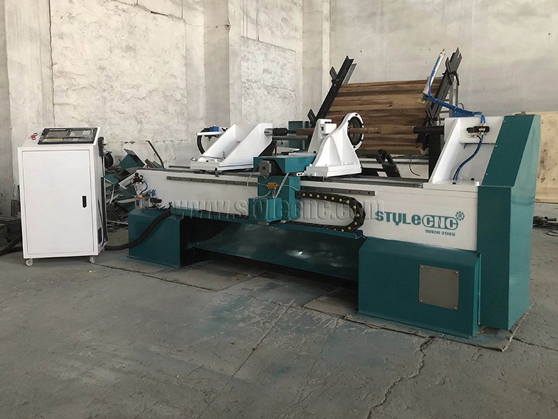 自進(jìn)給數(shù)控木工車床