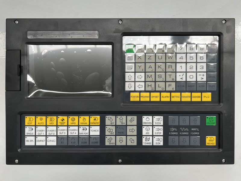 出售盈利自動(dòng)數(shù)控木工車(chē)床